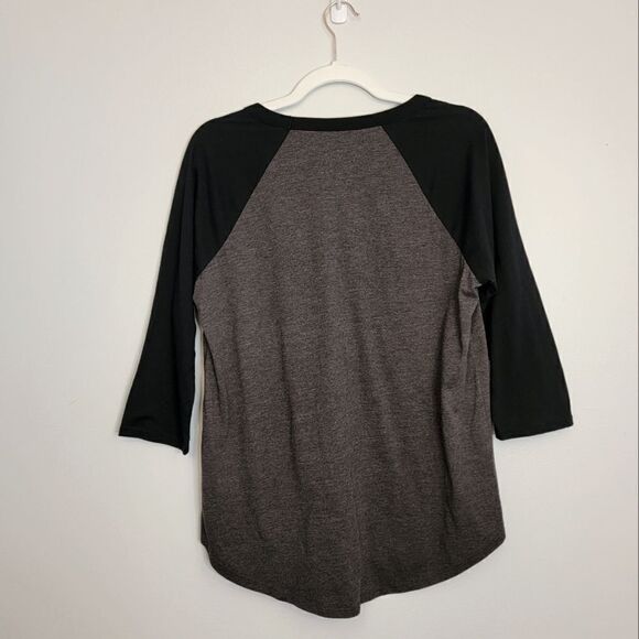 Chaser Graphic Baseball Tee - Picture 4 of 5